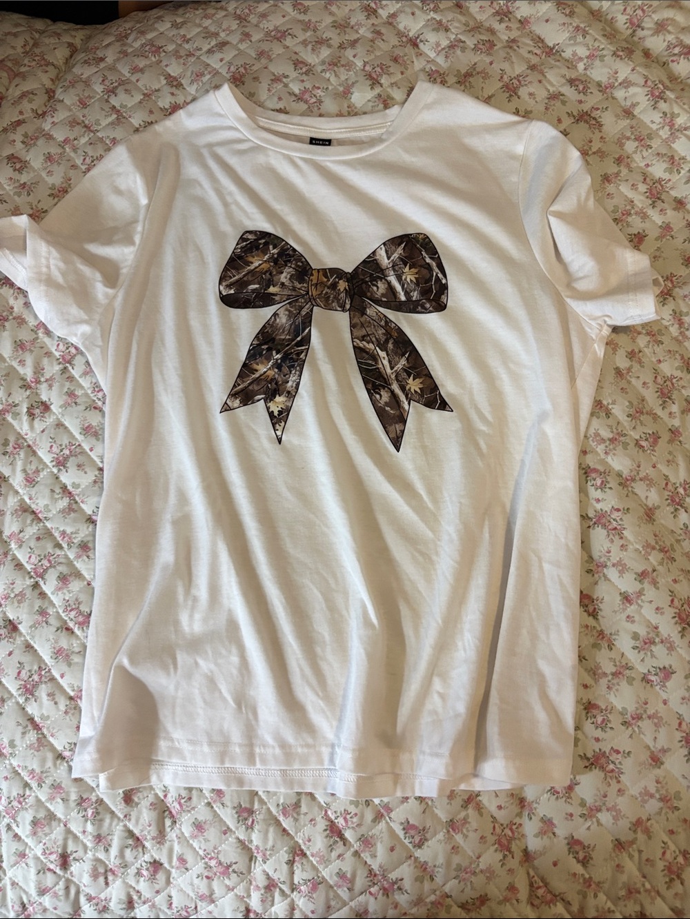 SHEIN White Short Sleeve Tee with Brown Camo Bow Graphic